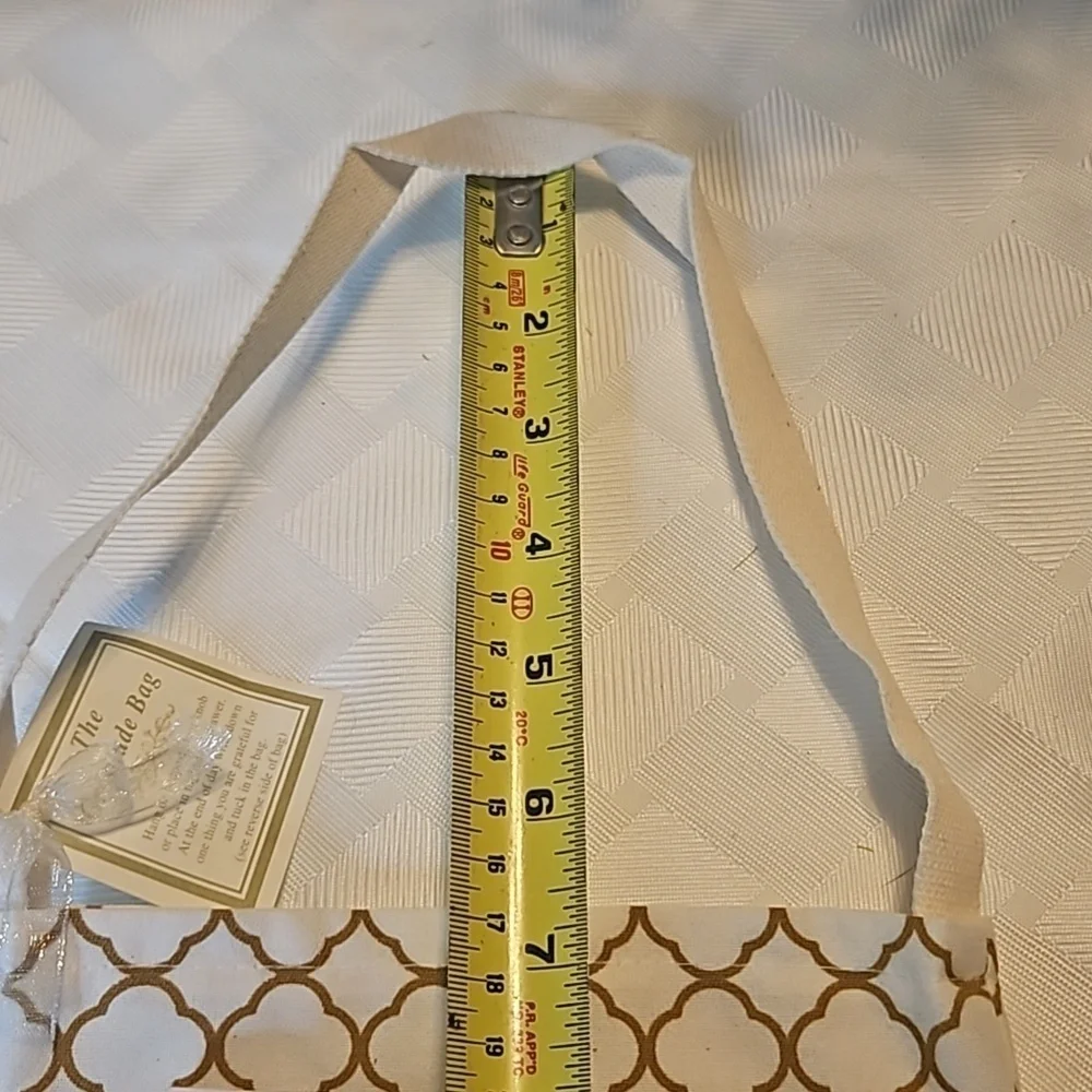 Alice's Cottage Gratitude Bag Bee Note Pad and Pen NWT